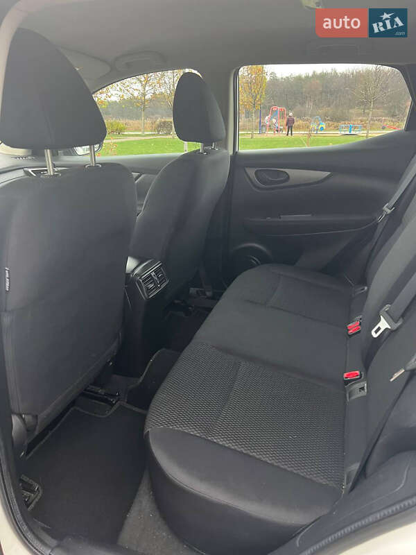 Позашляховик / Кросовер Nissan Qashqai 2017 в Києві фото 19 Позашляховик / Кросовер Nissan Qashqai 2017 в Києві