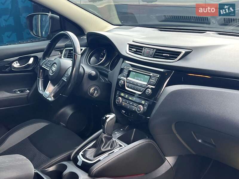 Внедорожник / Кроссовер Nissan Qashqai 2018 в Киеве