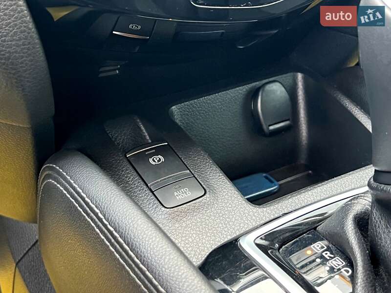 Внедорожник / Кроссовер Nissan Qashqai 2018 в Киеве