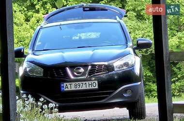 Позашляховик / Кросовер Nissan Qashqai 2010 в Івано-Франківську