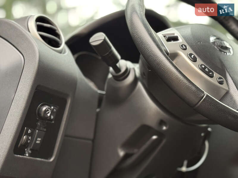 Внедорожник / Кроссовер Nissan Qashqai 2009 в Вознесенске фото 23 Внедорожник / Кроссовер Nissan Qashqai 2009 в Вознесенске