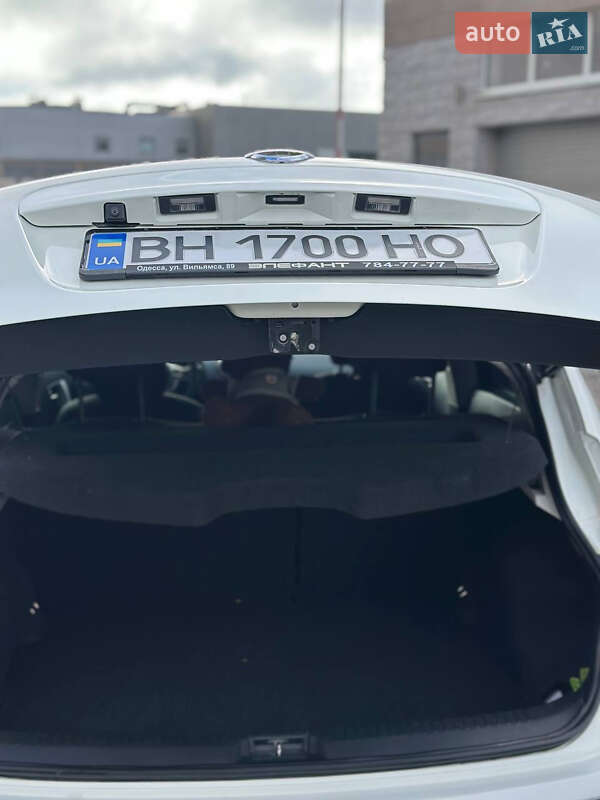 Позашляховик / Кросовер Nissan Qashqai 2010 в Одесі