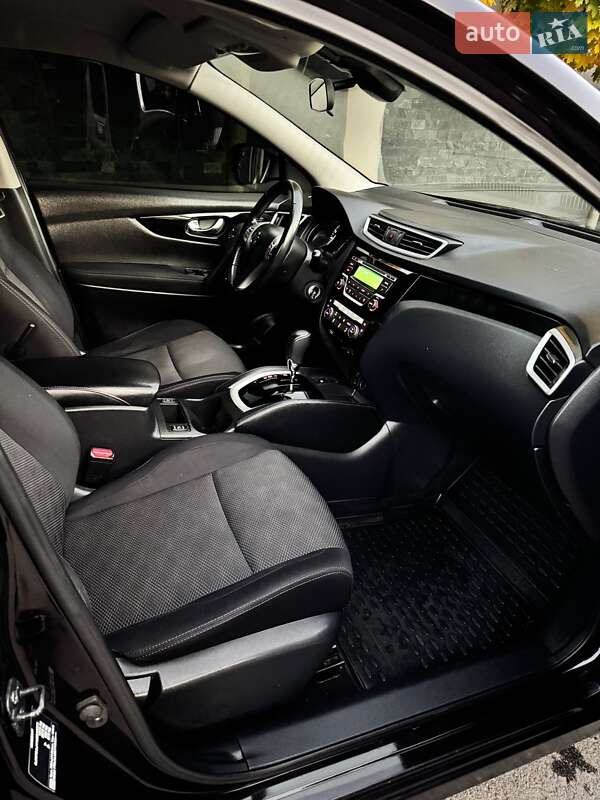 Внедорожник / Кроссовер Nissan Qashqai 2017 в Ровно