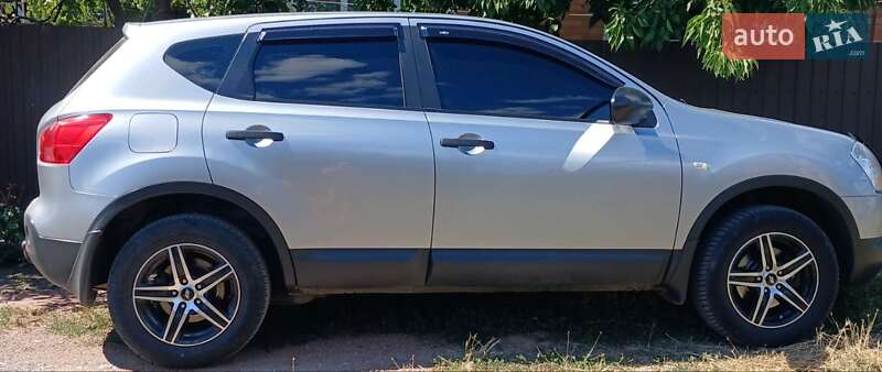 Внедорожник / Кроссовер Nissan Qashqai 2008 в Новоукраинке