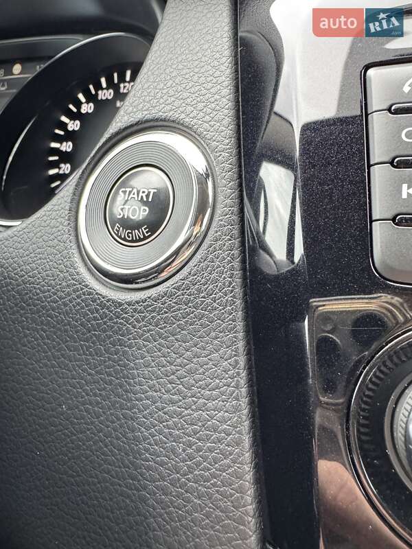 Внедорожник / Кроссовер Nissan Qashqai 2014 в Сумах