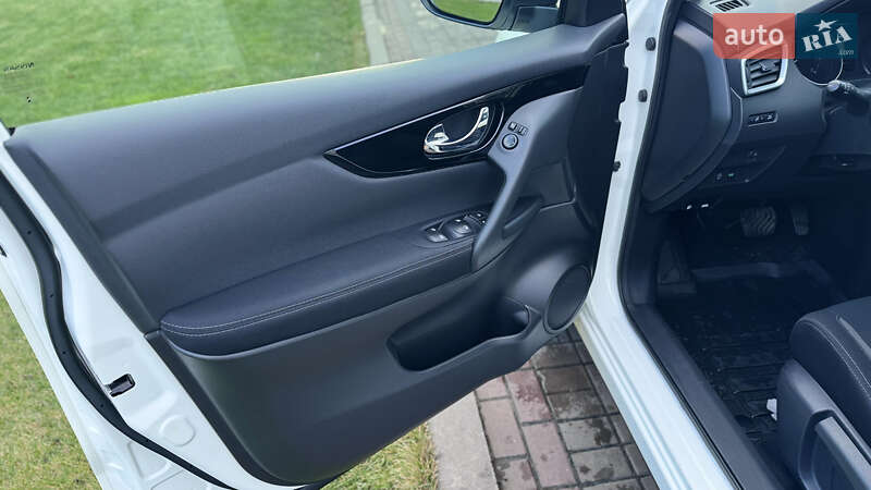 Внедорожник / Кроссовер Nissan Qashqai 2018 в Киеве