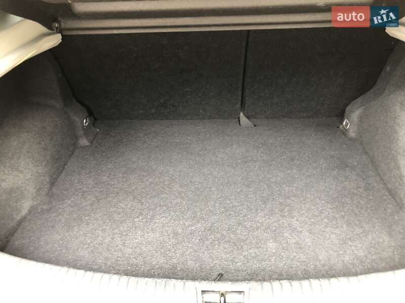 Позашляховик / Кросовер Nissan Qashqai 2012 в Житомирі