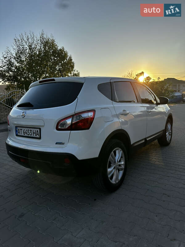 Внедорожник / Кроссовер Nissan Qashqai 2010 в Кицмани
