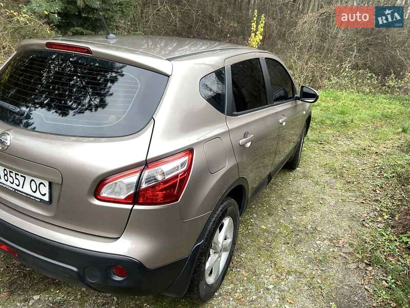Внедорожник / Кроссовер Nissan Qashqai 2013 в Киеве