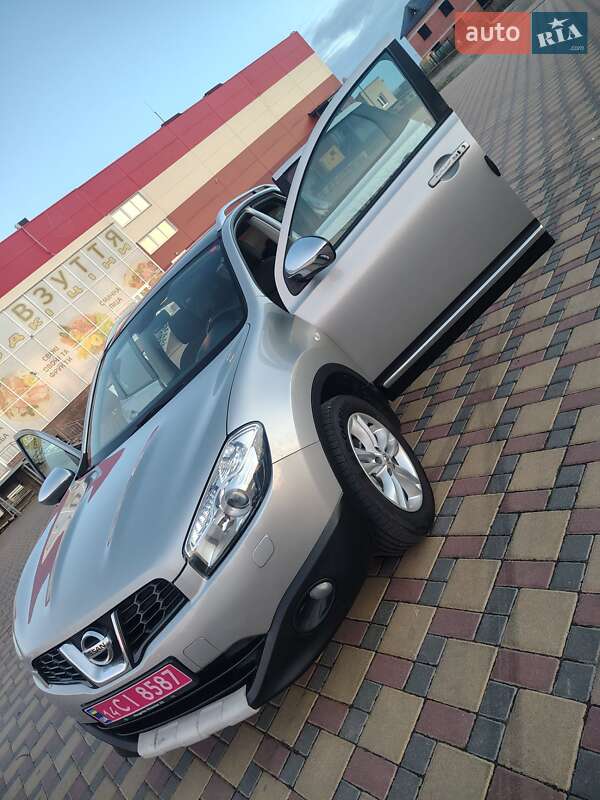 Внедорожник / Кроссовер Nissan Qashqai 2012 в Гайсине