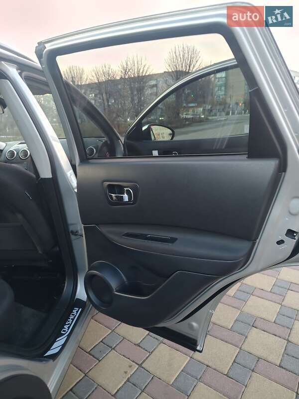 Внедорожник / Кроссовер Nissan Qashqai 2012 в Гайсине