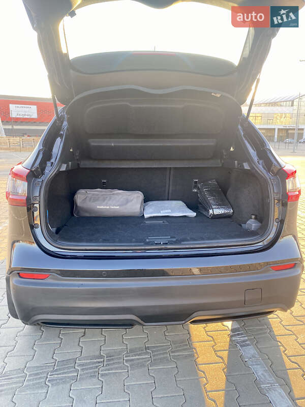 Внедорожник / Кроссовер Nissan Qashqai 2020 в Киеве