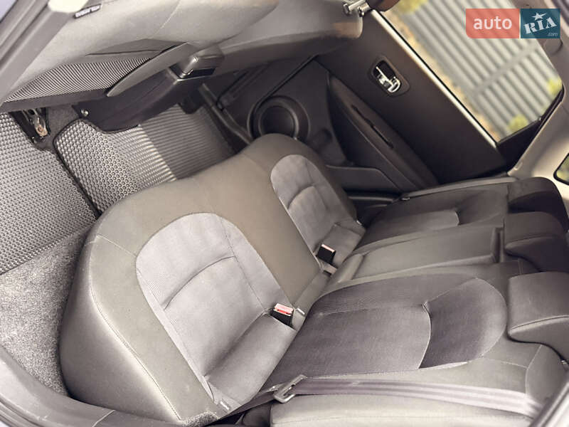 Внедорожник / Кроссовер Nissan Qashqai 2010 в Тернополе