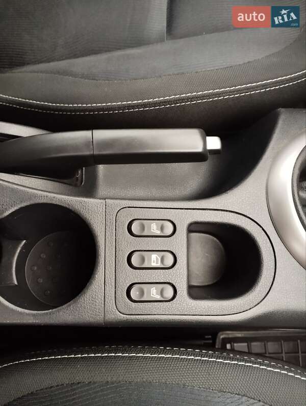 Внедорожник / Кроссовер Nissan Qashqai 2010 в Кременце