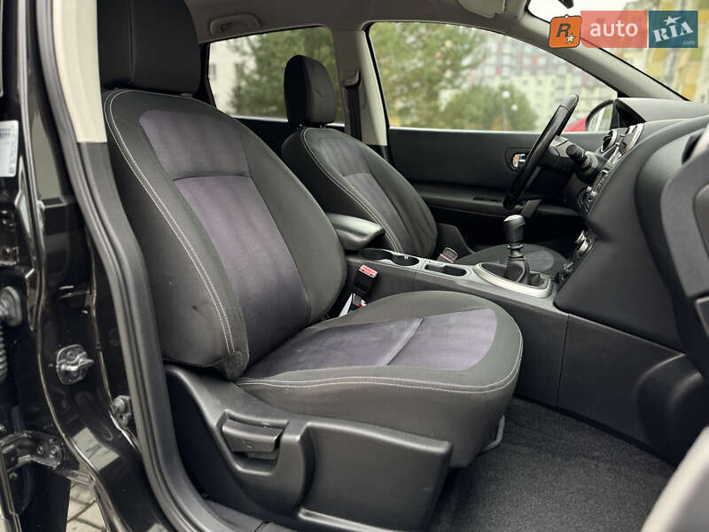 Внедорожник / Кроссовер Nissan Qashqai 2013 в Ивано-Франковске