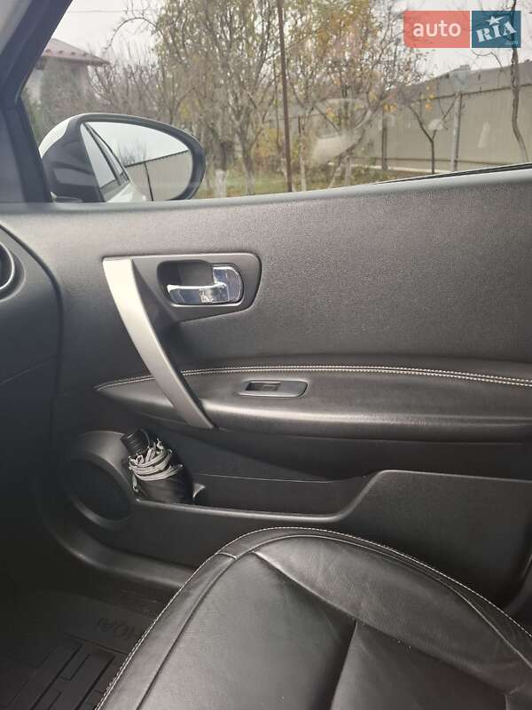 Внедорожник / Кроссовер Nissan Qashqai 2008 в Барышевке