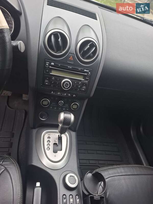 Внедорожник / Кроссовер Nissan Qashqai 2008 в Барышевке