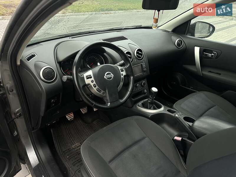 Внедорожник / Кроссовер Nissan Qashqai 2012 в Луцке