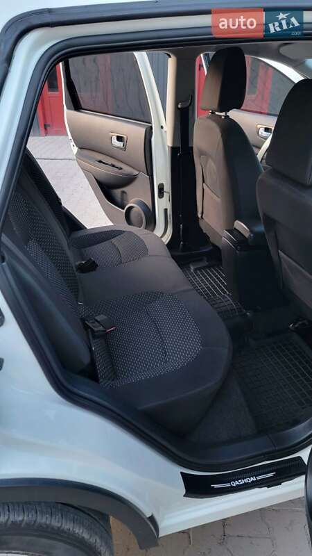 Внедорожник / Кроссовер Nissan Qashqai 2009 в Тернополе