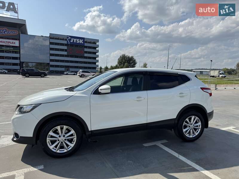 Позашляховик / Кросовер Nissan Qashqai 2016 в Києві