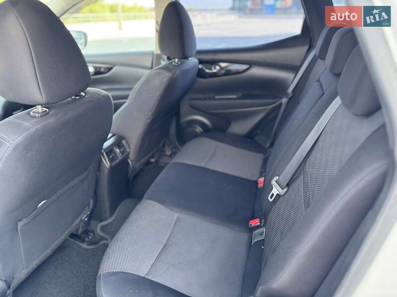 Позашляховик / Кросовер Nissan Qashqai 2016 в Києві