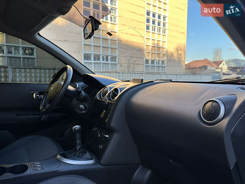 Позашляховик / Кросовер Nissan Qashqai 2007 в Києві
