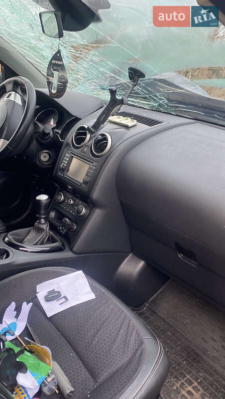 Внедорожник / Кроссовер Nissan Qashqai 2013 в Терновке