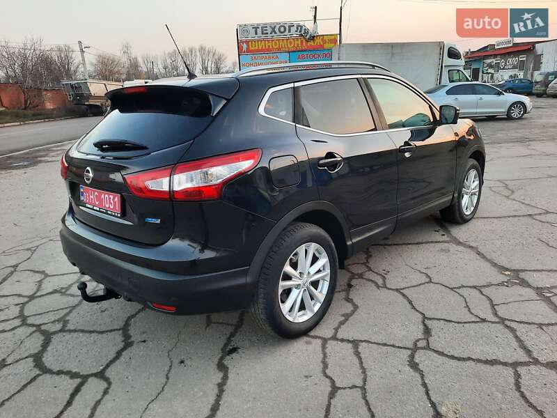 Позашляховик / Кросовер Nissan Qashqai 2015 в Полтаві фото 19 Позашляховик / Кросовер Nissan Qashqai 2015 в Полтаві