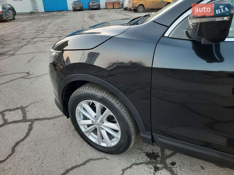 Позашляховик / Кросовер Nissan Qashqai 2015 в Полтаві фото 42 Позашляховик / Кросовер Nissan Qashqai 2015 в Полтаві