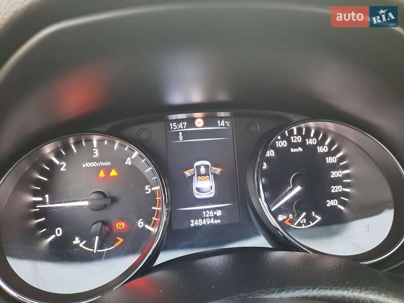 Позашляховик / Кросовер Nissan Qashqai 2015 в Полтаві фото 69 Позашляховик / Кросовер Nissan Qashqai 2015 в Полтаві