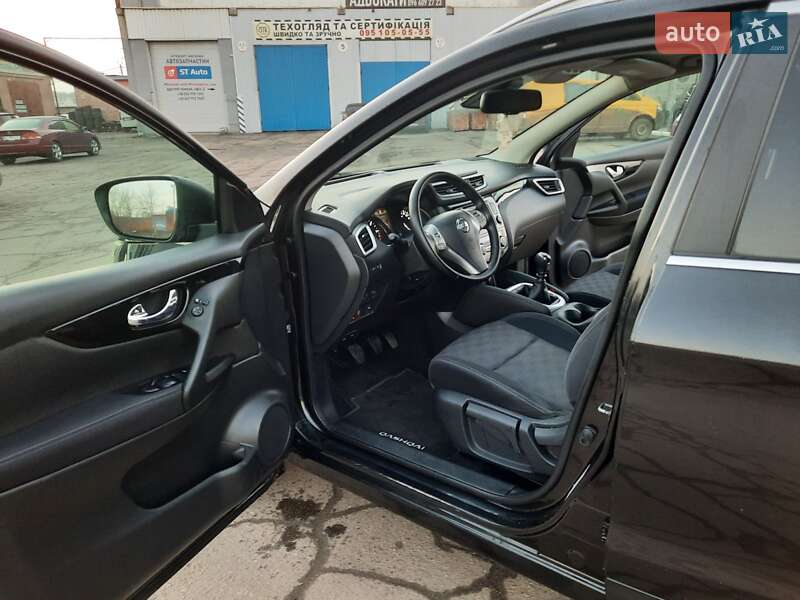 Позашляховик / Кросовер Nissan Qashqai 2015 в Полтаві фото 73 Позашляховик / Кросовер Nissan Qashqai 2015 в Полтаві