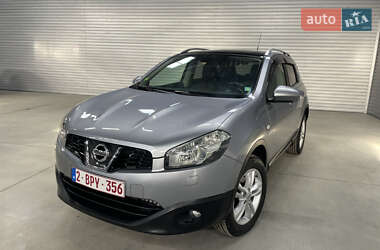 Внедорожник / Кроссовер Nissan Qashqai 2013 в Стрые