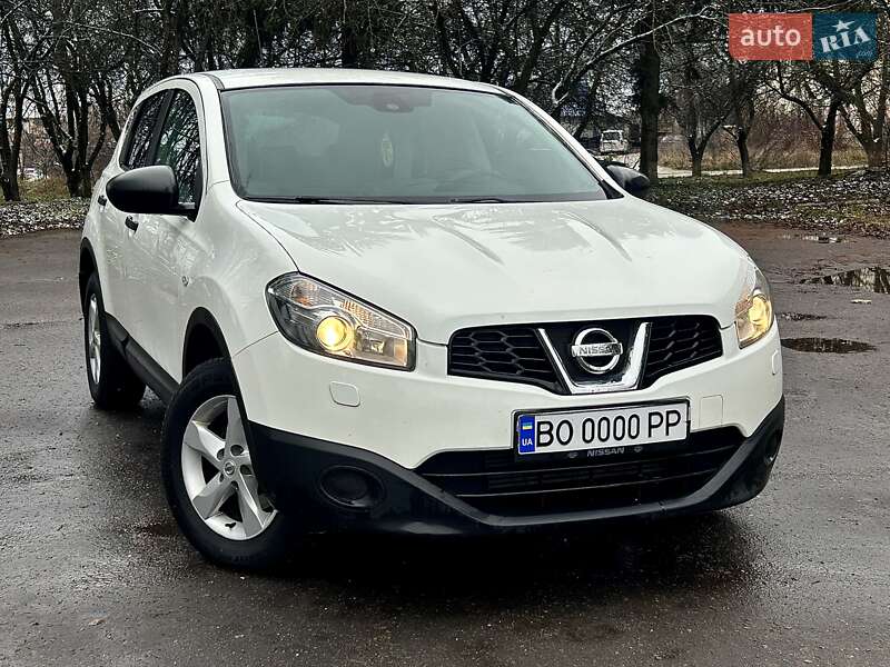 Позашляховик / Кросовер Nissan Qashqai 2013 в Тернополі