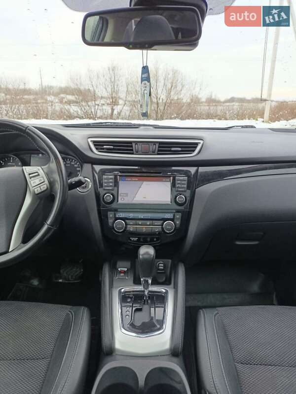 Внедорожник / Кроссовер Nissan Qashqai 2015 в Львове