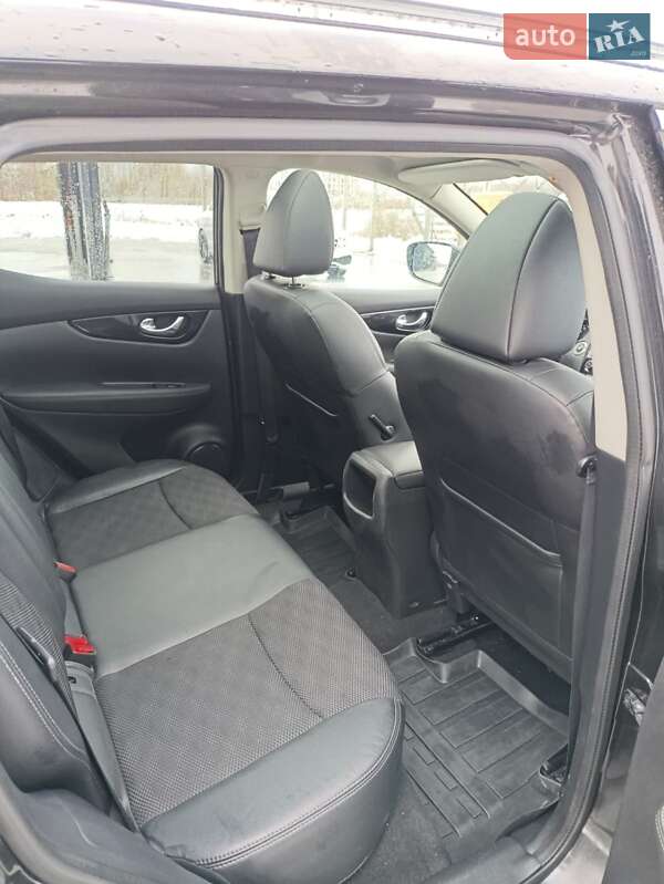 Внедорожник / Кроссовер Nissan Qashqai 2015 в Львове