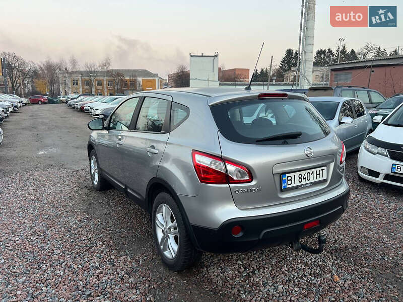 Внедорожник / Кроссовер Nissan Qashqai 2011 в Полтаве