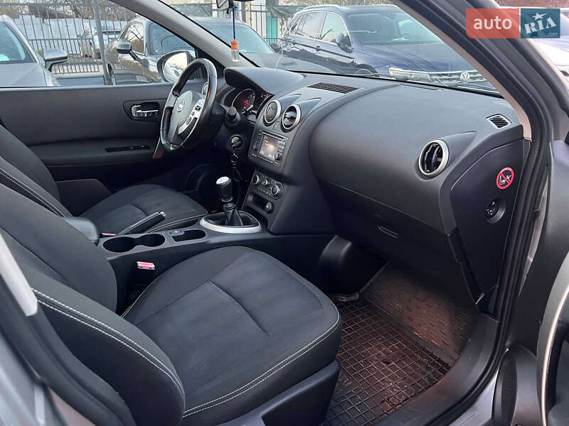 Внедорожник / Кроссовер Nissan Qashqai 2011 в Полтаве