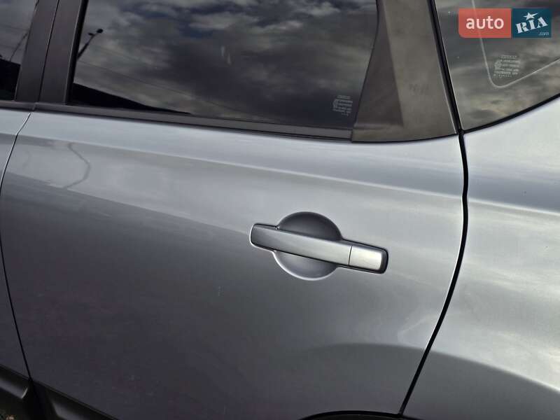 Внедорожник / Кроссовер Nissan Qashqai 2010 в Хмельницком