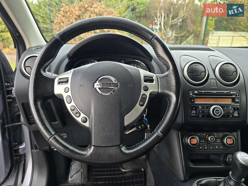 Внедорожник / Кроссовер Nissan Qashqai 2010 в Хмельницком