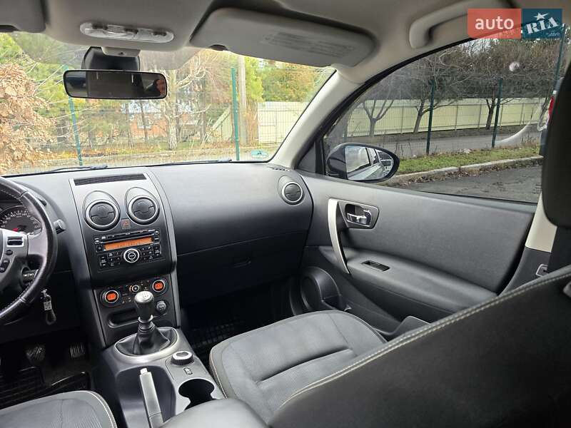 Внедорожник / Кроссовер Nissan Qashqai 2010 в Хмельницком