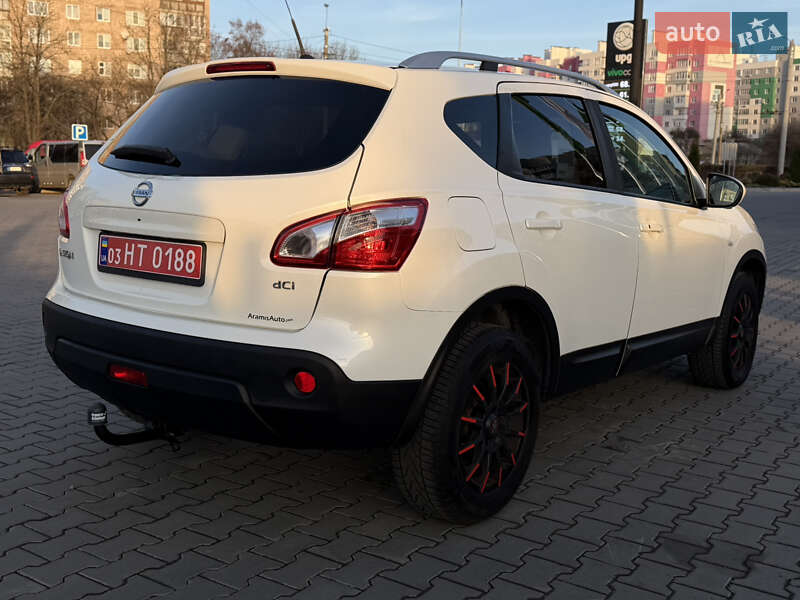 Внедорожник / Кроссовер Nissan Qashqai 2013 в Луцке