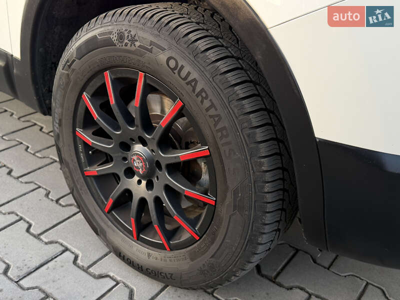 Внедорожник / Кроссовер Nissan Qashqai 2013 в Луцке