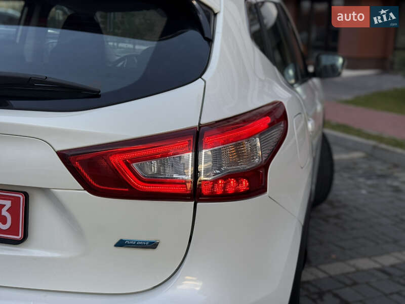 Внедорожник / Кроссовер Nissan Qashqai 2016 в Ивано-Франковске фото 31 Внедорожник / Кроссовер Nissan Qashqai 2016 в Ивано-Франковске