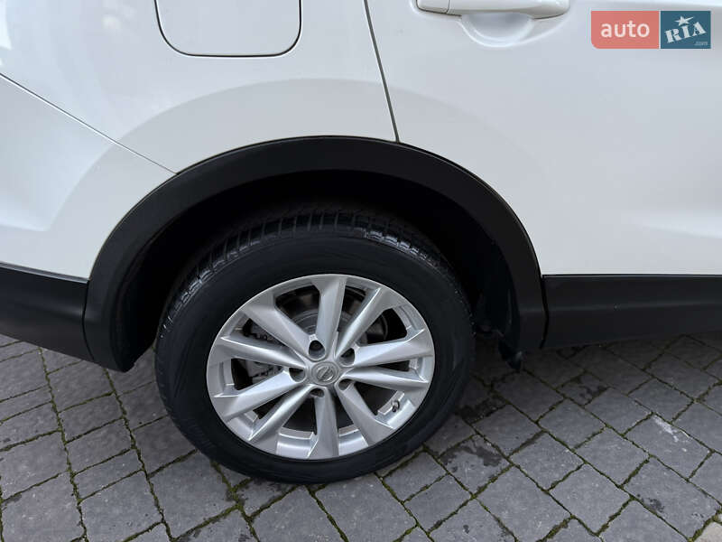 Внедорожник / Кроссовер Nissan Qashqai 2016 в Ивано-Франковске фото 53 Внедорожник / Кроссовер Nissan Qashqai 2016 в Ивано-Франковске