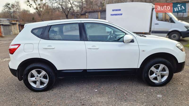 Внедорожник / Кроссовер Nissan Qashqai 2011 в Киеве