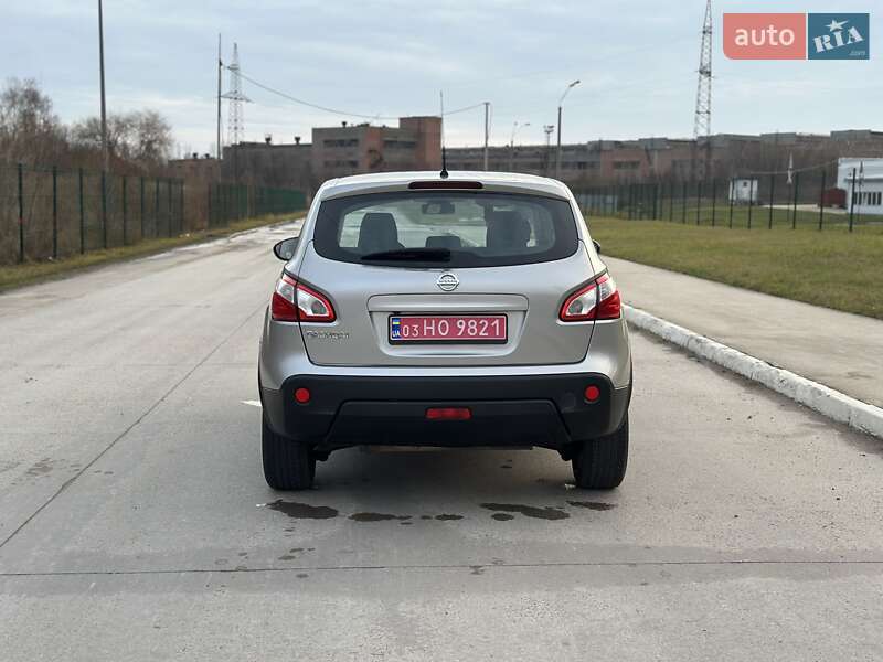 Позашляховик / Кросовер Nissan Qashqai 2010 в Коростені фото 14 Позашляховик / Кросовер Nissan Qashqai 2010 в Коростені
