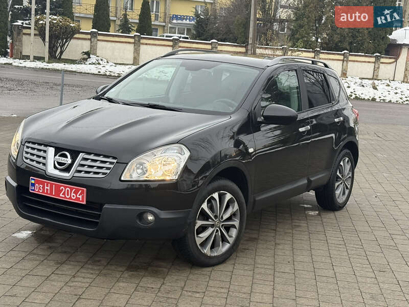 Позашляховик / Кросовер Nissan Qashqai 2009 в Львові