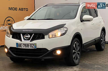 Позашляховик / Кросовер Nissan Qashqai 2011 в Рівному