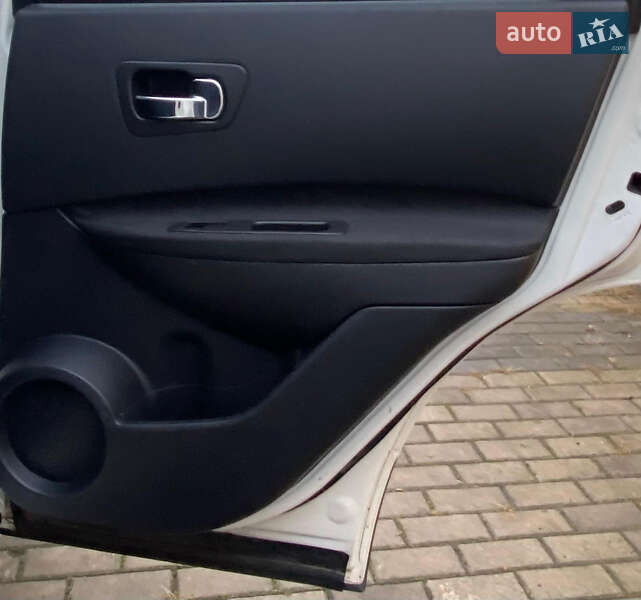 Внедорожник / Кроссовер Nissan Qashqai 2011 в Ровно