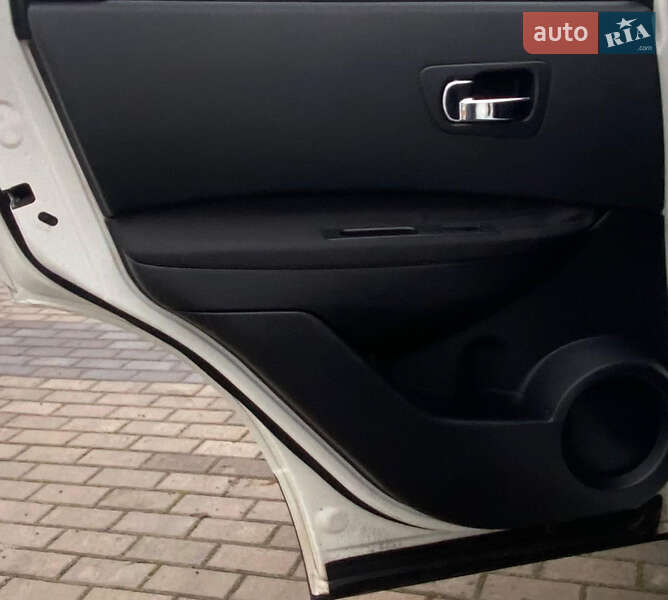 Внедорожник / Кроссовер Nissan Qashqai 2011 в Ровно